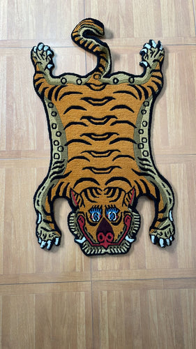 Tapete de tigre de yogui