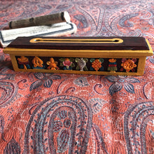 Inciensario de madera chico
